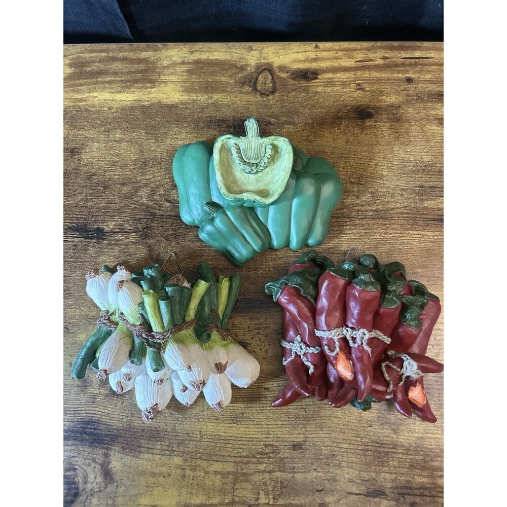 Realistic Resin Vegetable Bundles Bell Chili Peppers Scallions Kitchen Decor Art - Picture 4 of 16